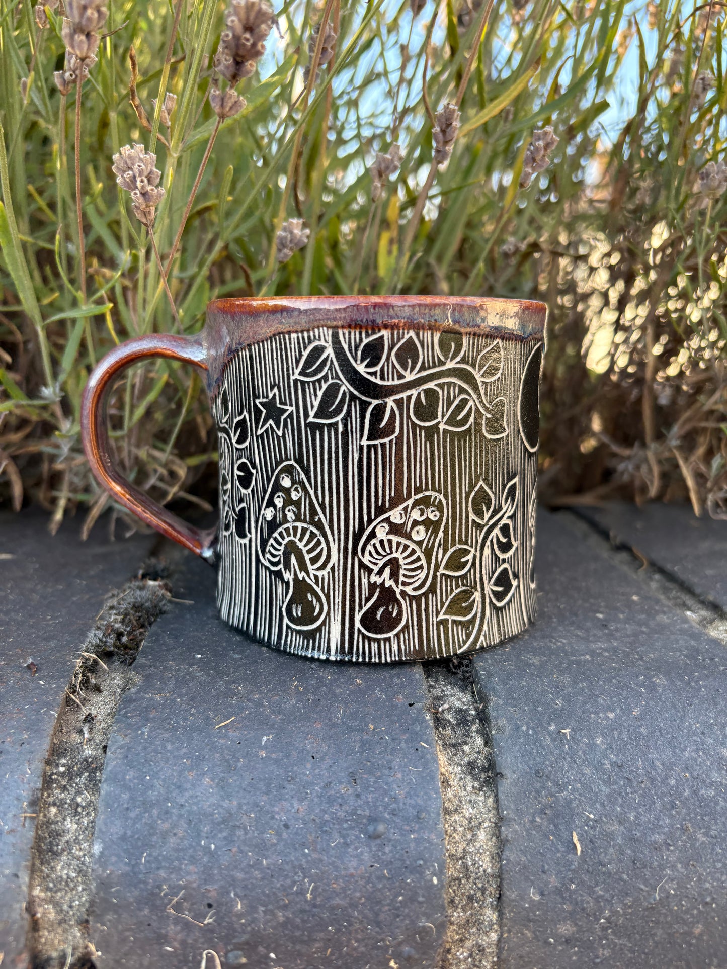 Otter Mug Medium