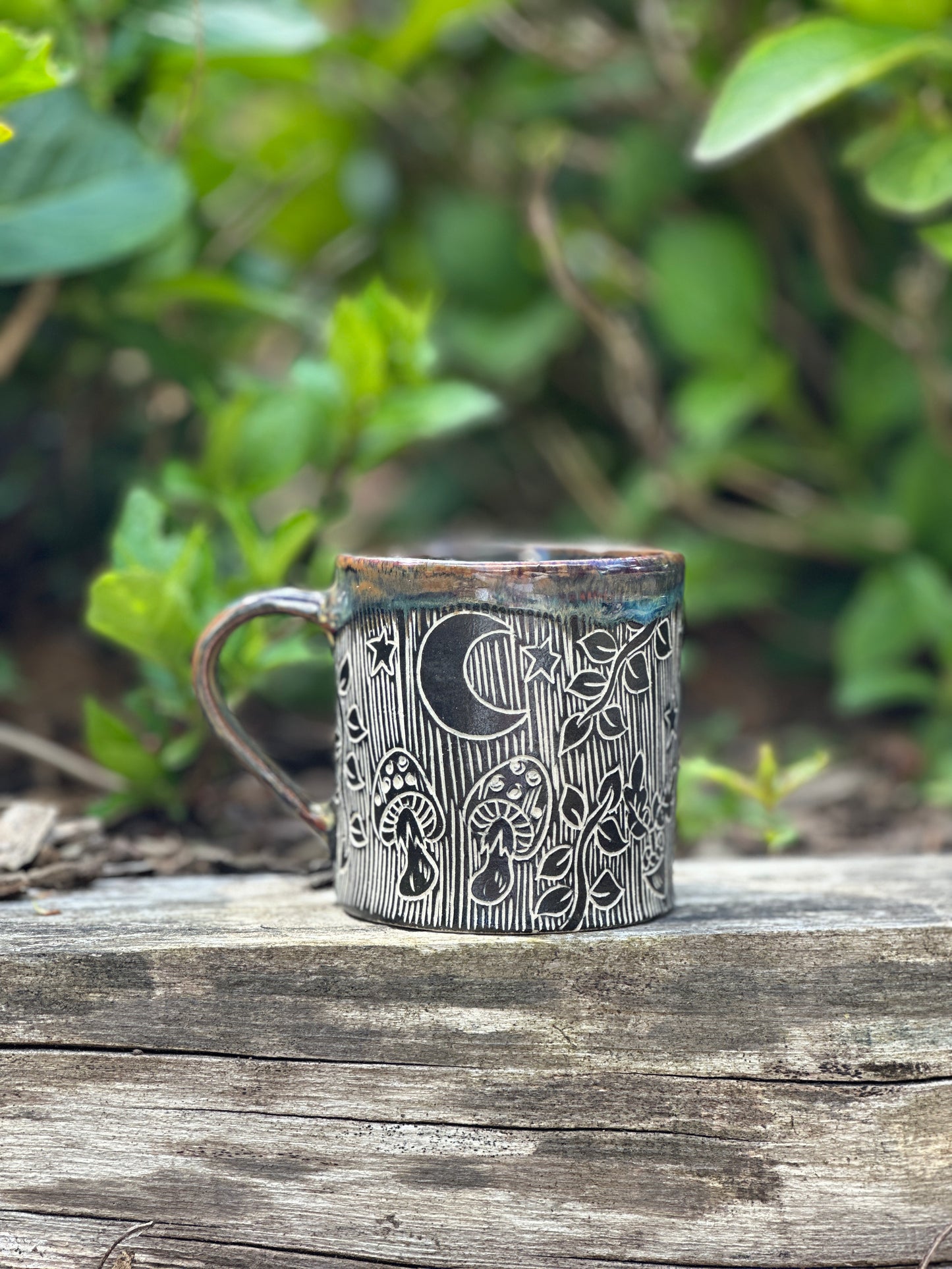 Crow Mug in Midnight