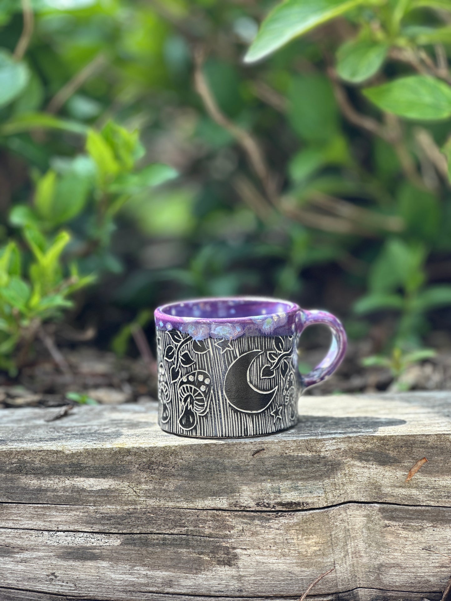 Snail Mug in Passion Flower